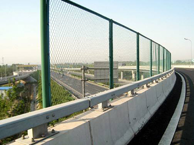 橋梁護欄網(wǎng) - 安平縣全昊金屬絲網(wǎng)制品有限公司圖片5